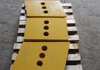 Bulldozer cutting blade